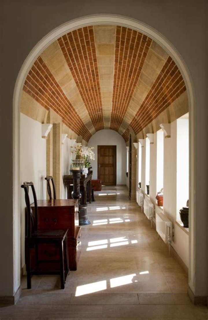 barrel ceiling