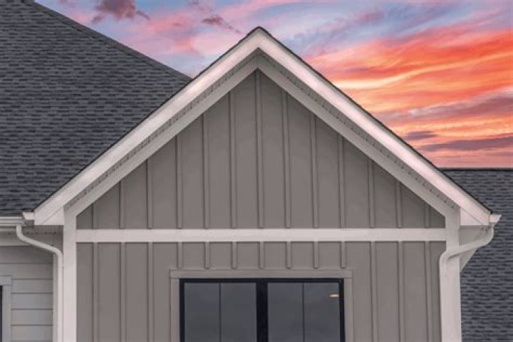 farmhouse board and batten vinyl siding