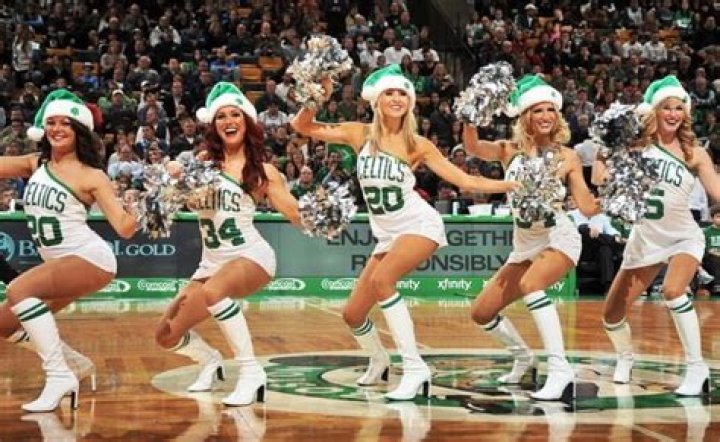 how much do nba cheerleaders make