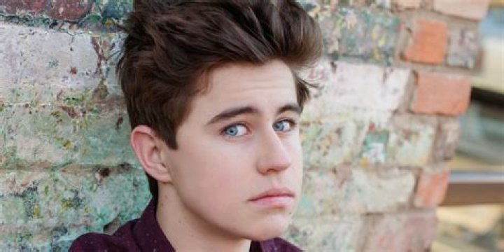 how old is nash grier