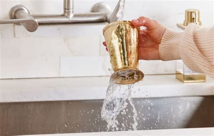 how to clean brass with vinegar