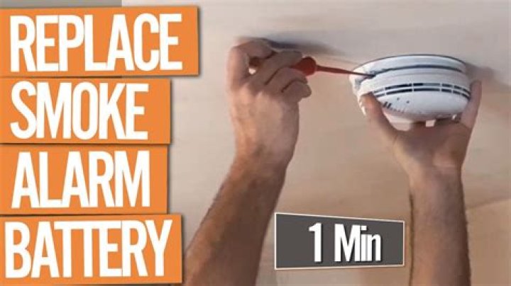 how to replace smoke detector battery