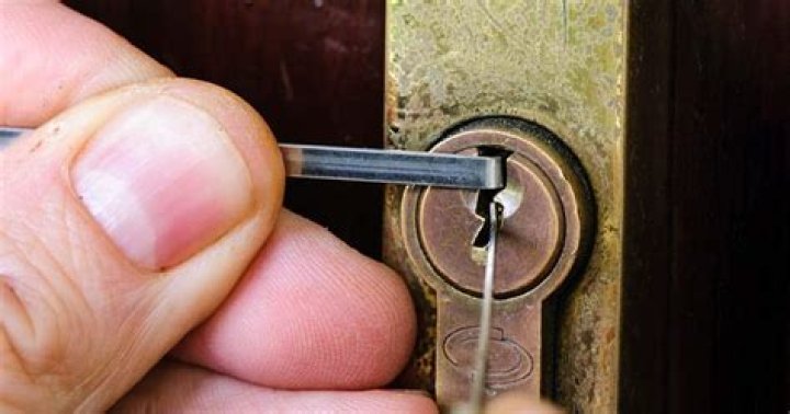 how to unlock a deadbolt without a key