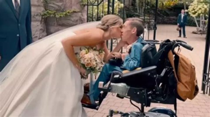 shane burcaw and hannah aylward